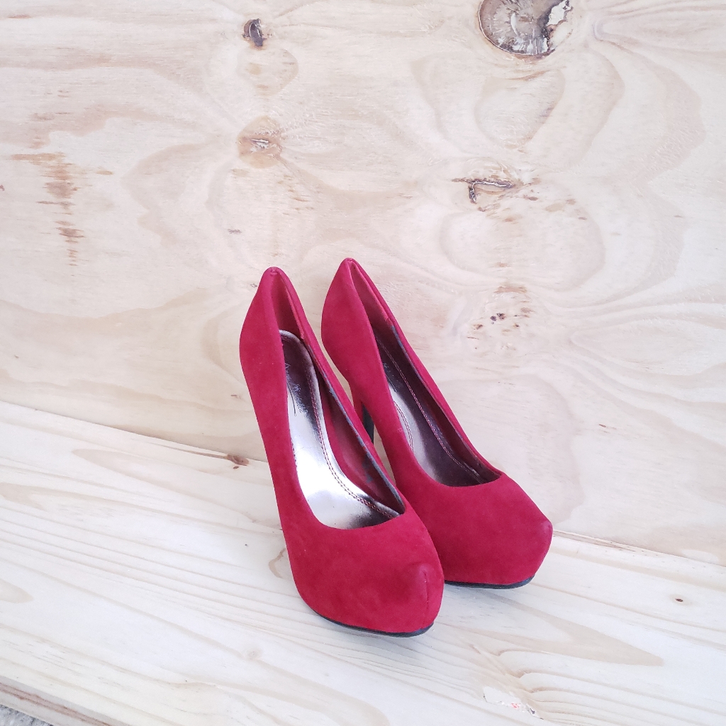 Red Heels Red Pumps